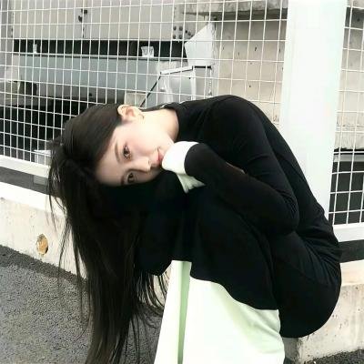花吃了那女孩